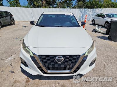 Piąte zdjęcie samochodu w środku: 2019 NISSAN ALTIMA SR VIN:1N4BL4CV6KC191994 - miniatura