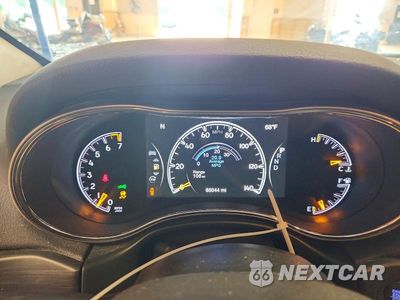 Zdjęcie 9 z 13 samochodu: 2020 JEEP GRAND CHEROKEE LIMITED VIN:1C4RJFBG6LC423105 - miniatura