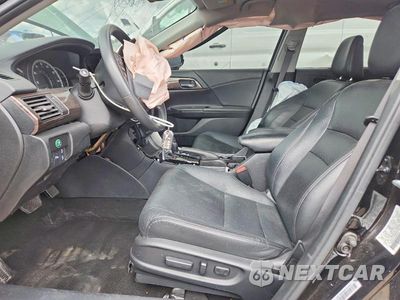 Zdjęcie 7 z 13 samochodu: 2017 HONDA ACCORD TOURING VIN:1HGCR3F91HA005015 - miniatura