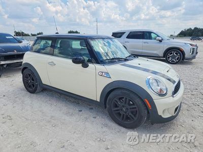 Czwarte zdjęcie samochodu z boku: 2013 MINI COOPER S VIN:WMWSV3C59DT390570 - miniatura