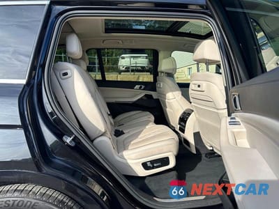 Zdjęcie 9 z 10 samochodu: 2019 BMW X7 XDRIVE40I VIN:5UXCW2C54KL085729 - miniatura