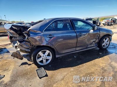 Trzecie zdjęcie samochodu z tyłu: 2012 TOYOTA CAMRY SE VIN:4T1BF1FK2CU107050 - miniatura