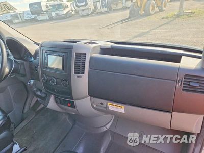 Piąte zdjęcie samochodu w środku: 2017 MERCEDES-BENZ SPRINTER 3500 VIN:WDAFF4CC9HP387336 - miniatura
