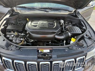 Zdjęcie 12 z 14 samochodu: 2018 JEEP GRAND CHEROKEE OVERLAND VIN:1C4RJFBG7JC293171 - miniatura