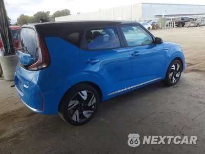 Trzecie zdjęcie samochodu z tyłu: 2024 KIA SOUL GT LINE VIN:KNDJ53AU3R7232265 - miniatura