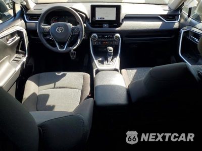 Zdjęcie 8 z 12 samochodu: 2023 TOYOTA RAV4 XLE VIN:2T3W1RFVXPW244193 - miniatura