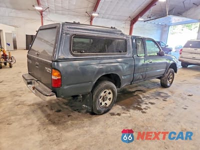 Trzecie zdjęcie samochodu z tyłu: 1998 TOYOTA TACOMA V6 VIN:4TAWN72N8WZ172967 - miniatura
