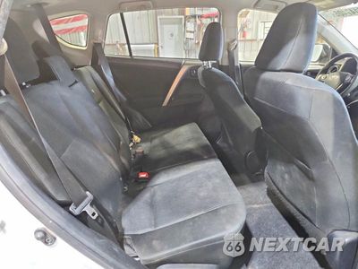 Zdjęcie 11 z 13 samochodu: 2014 TOYOTA RAV4 LE VIN:JTMZFREV2EJ001280 - miniatura