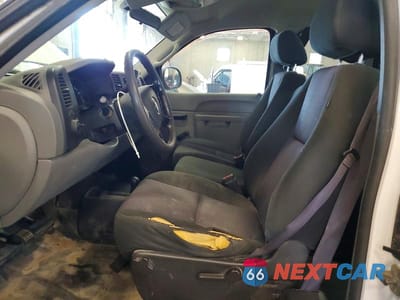 Zdjęcie 7 z 12 samochodu: 2013 CHEVROLET SILVERADO K1500 VIN:1GCRKPEA0DZ102055 - miniatura