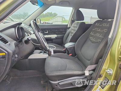 Zdjęcie 7 z 12 samochodu: 2012 KIA SOUL + VIN:KNDJT2A63C7372695 - miniatura