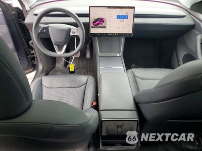 Zdjęcie 8 z 14 samochodu: 2026 TESLA MODEL Y VIN:7SAYGDEE9TA395778 - miniatura