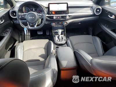 Zdjęcie 8 z 12 samochodu: 2024 KIA FORTE GT LINE VIN:3KPF54AD2RE723843 - miniatura