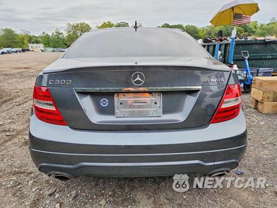 Zdjęcie 6 z 12 samochodu: 2013 MERCEDES-BENZ C 300 4MATIC VIN:WDDGF8AB8DR242439 - miniatura