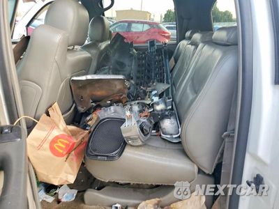 Zdjęcie 11 z 12 samochodu: 2003 CHEVROLET SUBURBAN K1500 VIN:1GNFK16Z23J196092 - miniatura