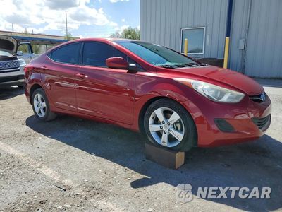 Czwarte zdjęcie samochodu z boku: 2013 HYUNDAI ELANTRA GLS VIN:5NPDH4AE6DH365528 - miniatura