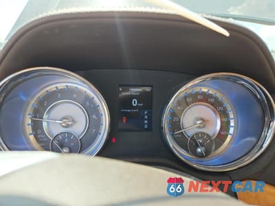 Zdjęcie 9 z 12 samochodu: 2013 CHRYSLER 300C VIN:2C3CCAET7DH618760 - miniatura
