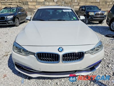 Piąte zdjęcie samochodu w środku: 2016 BMW 328 XI SULEV VIN:WBA8E3G51GNT76773 - miniatura