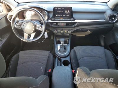 Zdjęcie 8 z 13 samochodu: 2023 KIA FORTE LXS VIN:3KPF24AD0PE559577 - miniatura