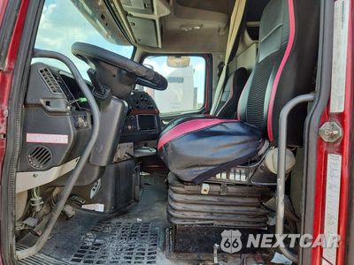 Zdjęcie 7 z 14 samochodu: 2006 VOLVO VNL SEMI TRUCK VIN:4V4NC9TJX6N414229 - miniatura