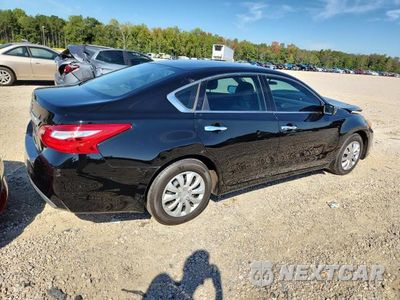 Trzecie zdjęcie samochodu z tyłu: 2017 NISSAN ALTIMA 2.5 S VIN:1N4AL3AP5HC266297 - miniatura
