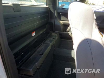 Zdjęcie 10 z 12 samochodu: 2017 TOYOTA TACOMA SR VIN:5TFRX5GN2HX077425 - miniatura