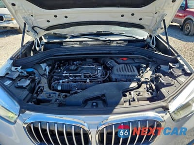 Zdjęcie 11 z 12 samochodu: 2017 BMW X1 XDRIVE28I VIN:WBXHT3C37H5F80725 - miniatura