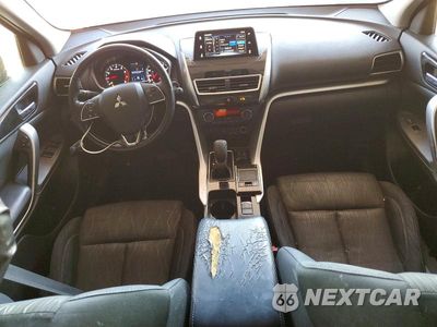 Zdjęcie 8 z 12 samochodu: 2020 MITSUBISHI ECLIPSE CROSS VIN:JA4AS5AA7LZ006729 - miniatura