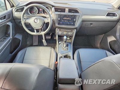 Zdjęcie 8 z 13 samochodu: 2020 VOLKSWAGEN TIGUAN SE VIN:3VV3B7AX2LM129453 - miniatura