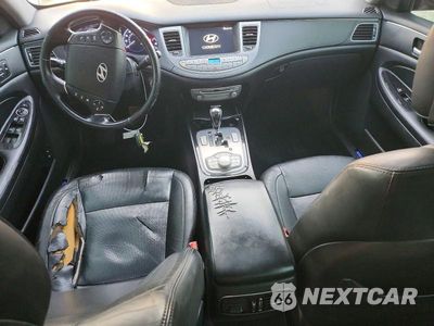 Zdjęcie 8 z 12 samochodu: 2013 HYUNDAI GENESIS 5.0L VIN:KMHGC4DH8DU243062 - miniatura