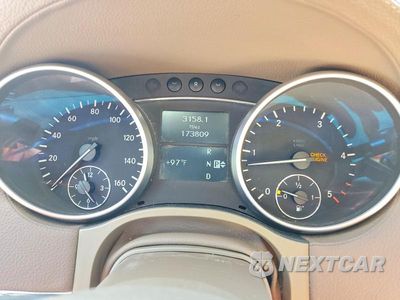 Zdjęcie 9 z 13 samochodu: 2009 MERCEDES-BENZ GL VIN:4JGBF25EX9A497584 - miniatura