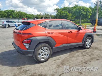 Trzecie zdjęcie samochodu z tyłu: 2026 HYUNDAI KONA SE VIN:KM8HA3AB7TU407775 - miniatura