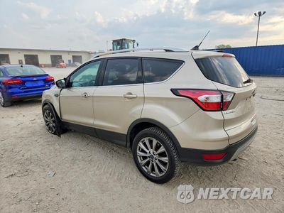 Drugie zdjęcie samochodu z przodu: 2018 FORD ESCAPE TITANIUM VIN:1FMCU0J9XJUC31752 - miniatura
