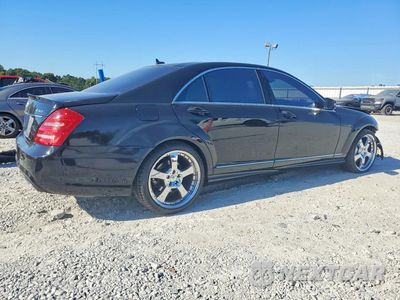 Trzecie zdjęcie samochodu z tyłu: 2010 MERCEDES-BENZ S 550 4MATIC VIN:WDDNG8GB4AA357710 - miniatura