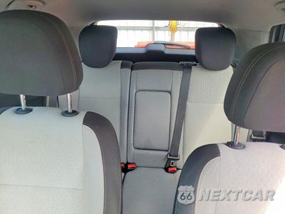 Zdjęcie 10 z 13 samochodu: 2019 CHEVROLET TRAX LS VIN:3GNCJNSB2KL370918 - miniatura