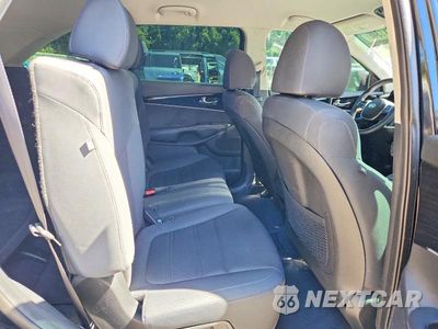 Zdjęcie 11 z 13 samochodu: 2019 KIA SORENTO L VIN:5XYPG4A39KG584809 - miniatura