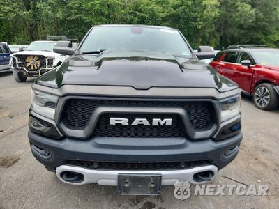Piąte zdjęcie samochodu w środku: 2019 RAM 1500 REBEL VIN:1C6SRFLT8KN734566 - miniatura