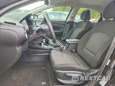 Zdjęcie 7 z 12 samochodu: 2024 KIA FORTE LX VIN:3KPF24AD6RE712093 - miniatura