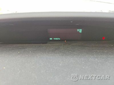 Zdjęcie 9 z 12 samochodu: 2011 TOYOTA PRIUS FIVE VIN:JTDKN3DU8B1413001 - miniatura