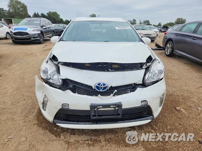 Piąte zdjęcie samochodu w środku: 2014 TOYOTA PRIUS TWO VIN:JTDKN3DU3E1774057 - miniatura