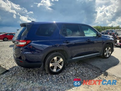 Trzecie zdjęcie samochodu z tyłu: 2024 HONDA PILOT EXL VIN:5FNYG2H5XRB006428 - miniatura