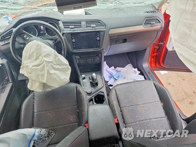 Zdjęcie 8 z 13 samochodu: 2019 VOLKSWAGEN TIGUAN SE VIN:3VV2B7AX8KM108553 - miniatura