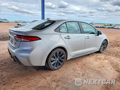 Trzecie zdjęcie samochodu z tyłu: 2025 TOYOTA COROLLA SE VIN:5YFS4MCE1SP220977 - miniatura
