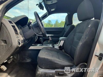 Zdjęcie 7 z 13 samochodu: 2009 FORD ESCAPE XLT VIN:1FMCU93G09KA61487 - miniatura