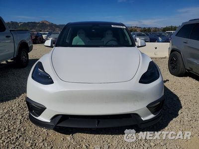 Piąte zdjęcie samochodu w środku: 2023 TESLA MODEL Y VIN:7SAYGDEF1PF737841 - miniatura
