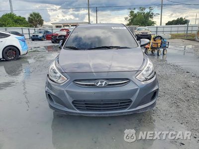 Piąte zdjęcie samochodu w środku: 2017 HYUNDAI ACCENT SE VIN:KMHCT4AE0HU317976 - miniatura