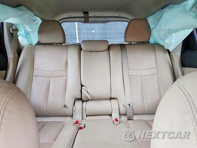 Zdjęcie 10 z 13 samochodu: 2016 NISSAN ROGUE SL VIN:5N1AT2MV4GC850554 - miniatura