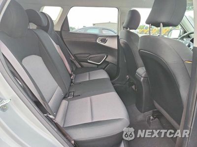 Zdjęcie 11 z 13 samochodu: 2021 KIA SOUL LX VIN:KNDJ23AU0M7792326 - miniatura