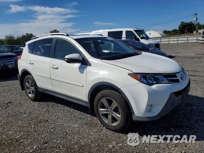 Czwarte zdjęcie samochodu z boku: 2015 TOYOTA RAV4 XLE VIN:JTMRFREV4FD160916 - miniatura