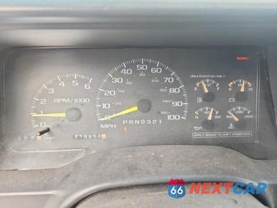Zdjęcie 9 z 13 samochodu: 1999 CHEVROLET SUBURBAN C1500 VIN:3GNEC16R2XG105645 - miniatura