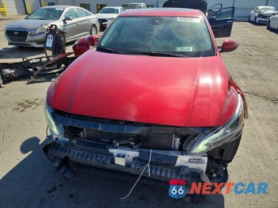 Piąte zdjęcie samochodu w środku: 2019 NISSAN ALTIMA SL VIN:1N4BL4EV5KC106169 - miniatura